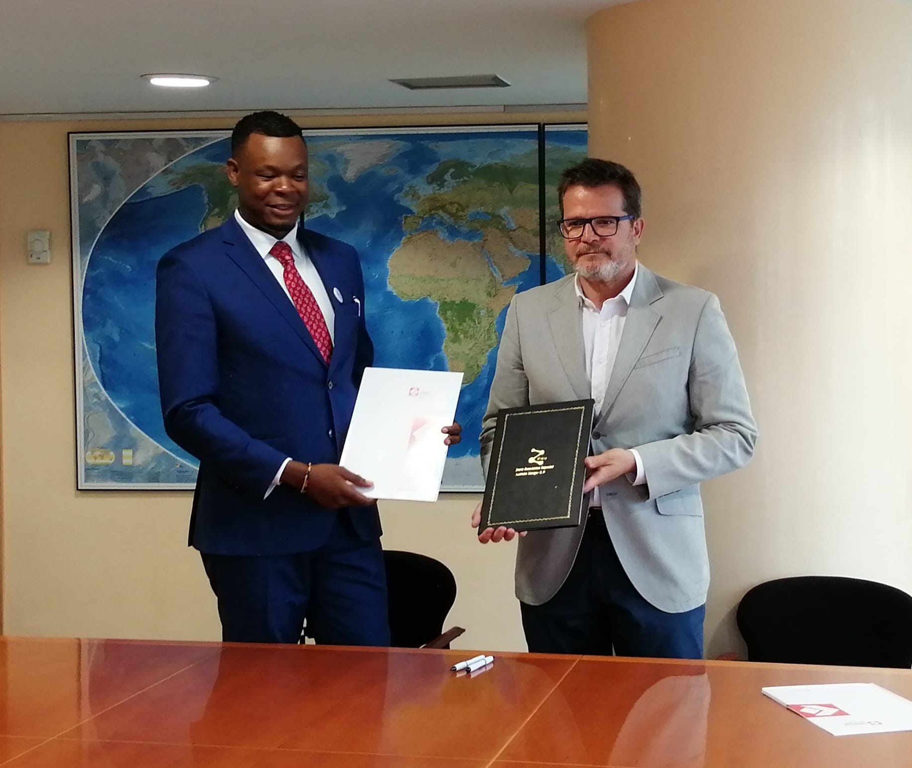 CIMALSA assessorarà el desenvolupament econòmic de la ZEE Luanda-Bengo d’Angola